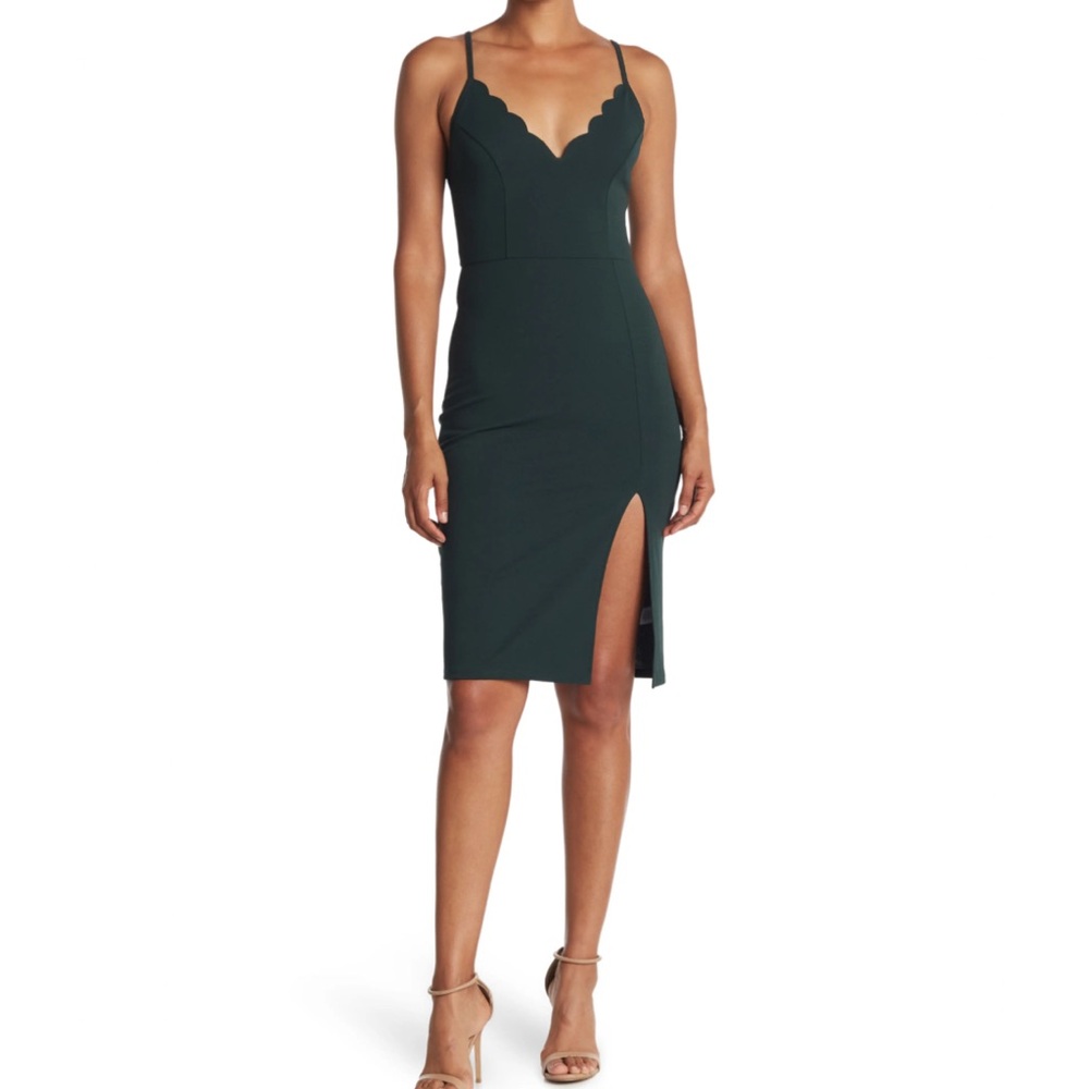 Socialite hunter green scallop trim bodycon dress - M